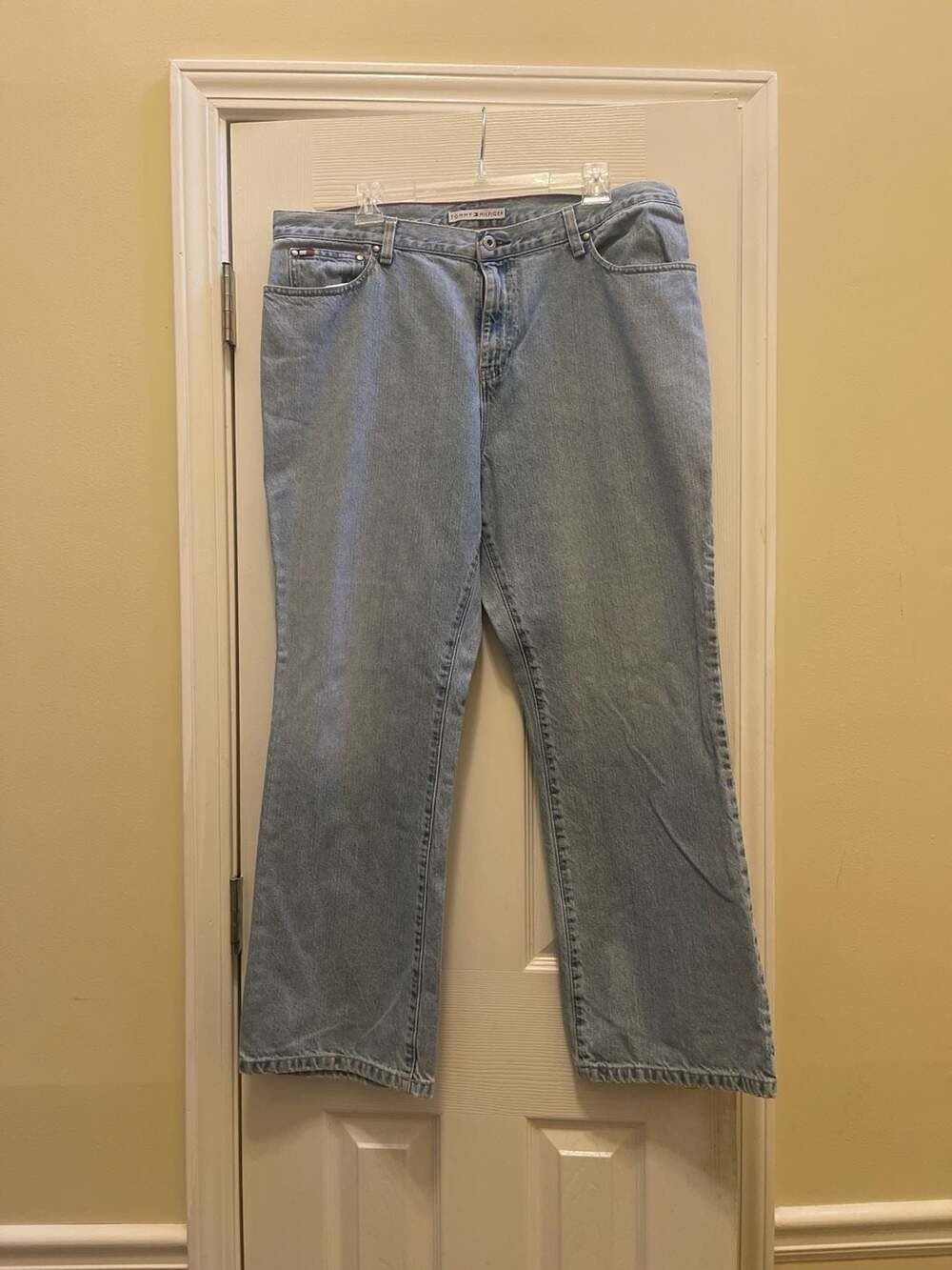 Tommy Hilfiger Vintage Light Wash Straight Leg Jeans Size 16
